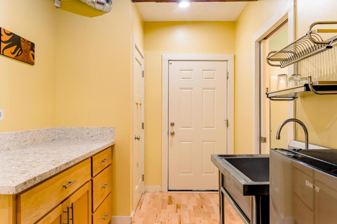 Portland Urban Lodge, Quiet, Walkable, Near מראה חיצוני תמונה