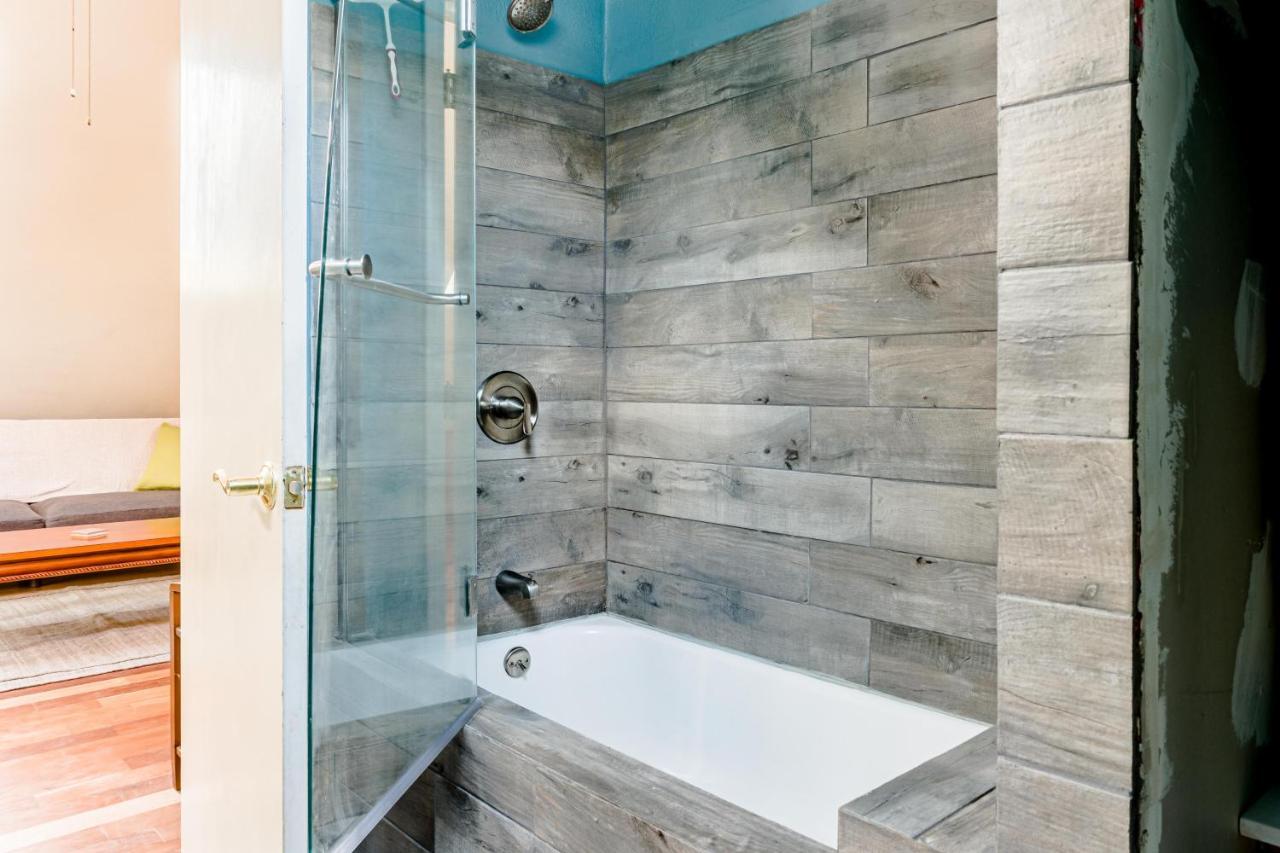 Portland Urban Lodge, Quiet, Walkable, Near מראה חיצוני תמונה